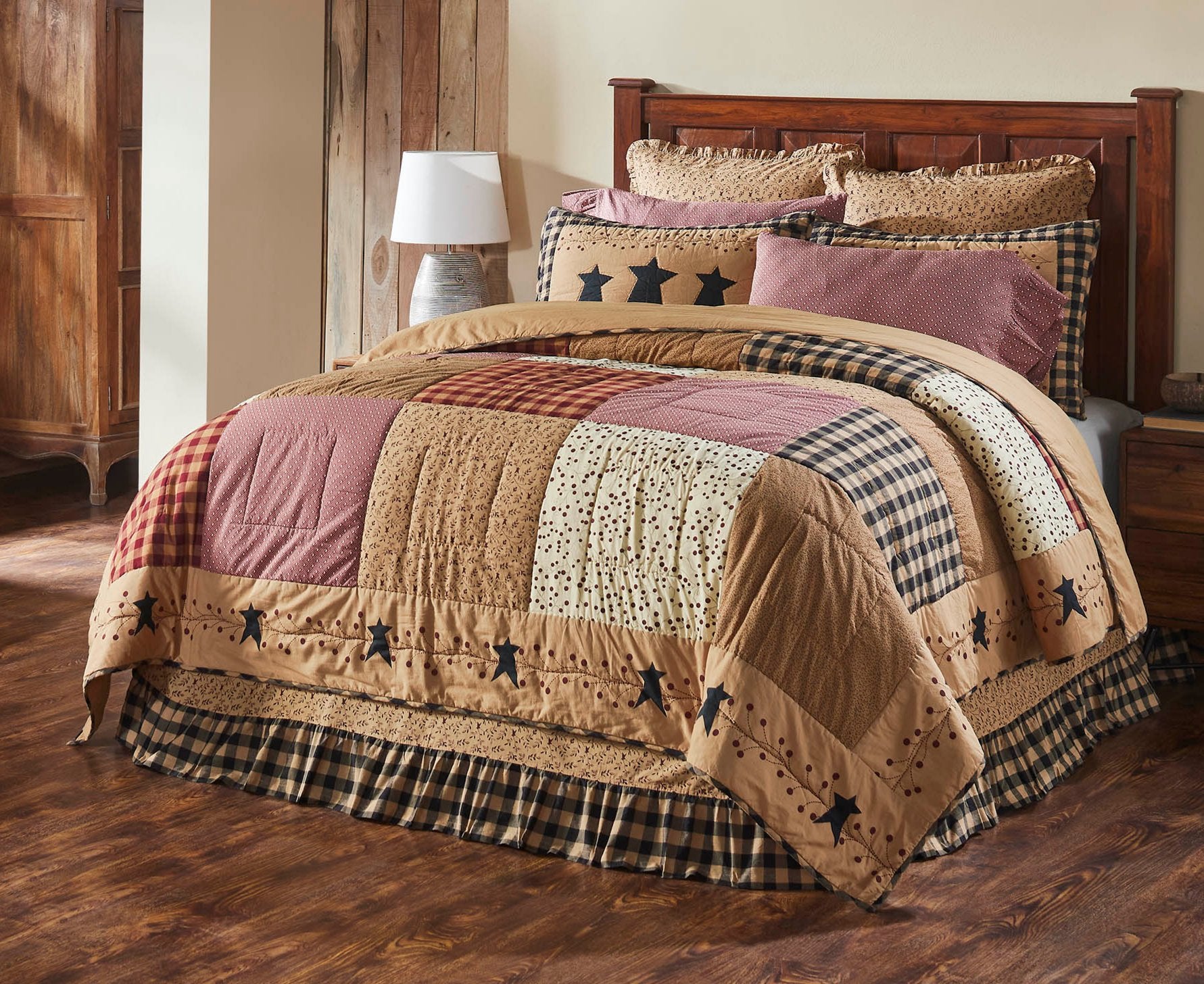 PIP Vinestar Quilt by VHC Brands