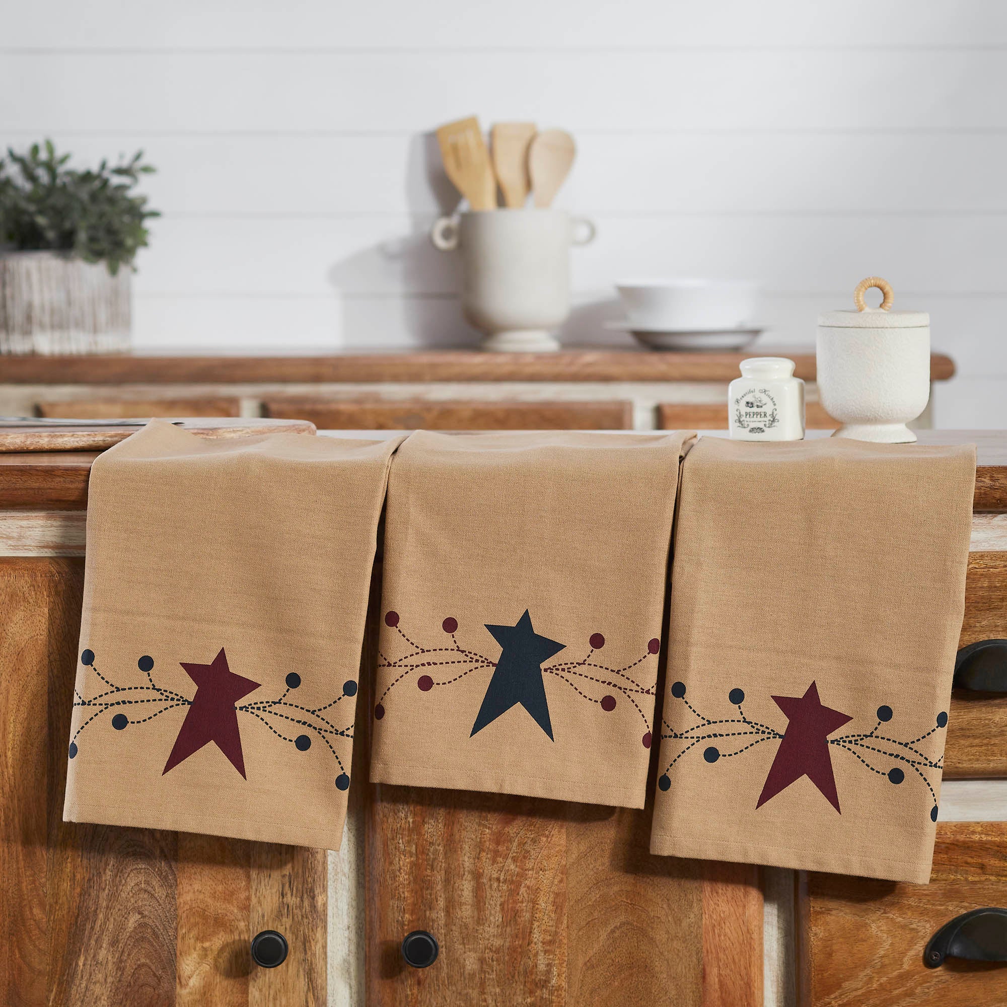 PIP Vinestar Tea Towel Set by VHC Brands