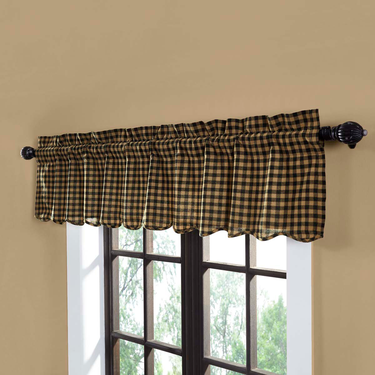 Black Check Scalloped Valance